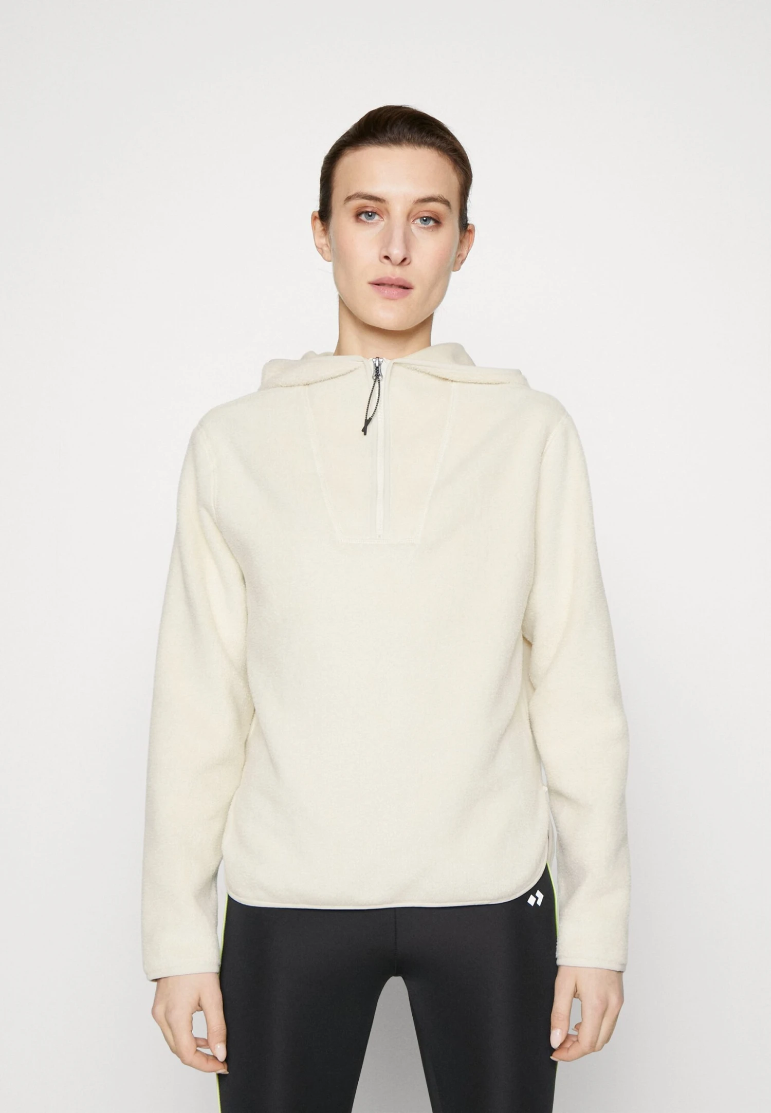 Chaqueta De Entrenamiento - Beige 3 Chaqueta De Entrenamiento - Beige