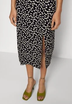 Midi Straight High Skirt - Falda De Tubo - Black/White -Even&Odd eaf98475495d481d943eb8278eb0100f
